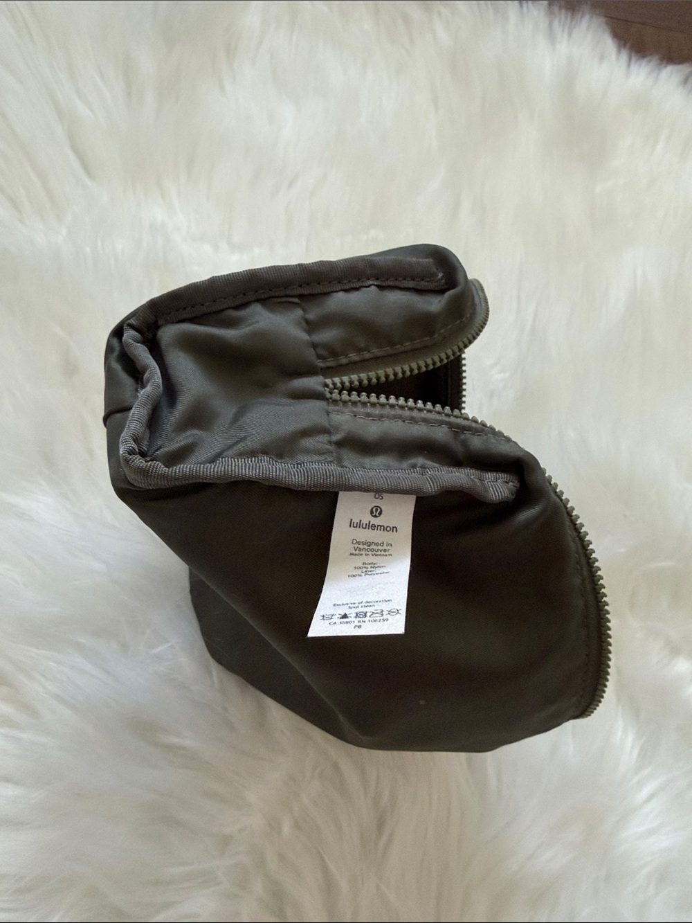 Small Lululemon Pouch - Picture 10 of 12